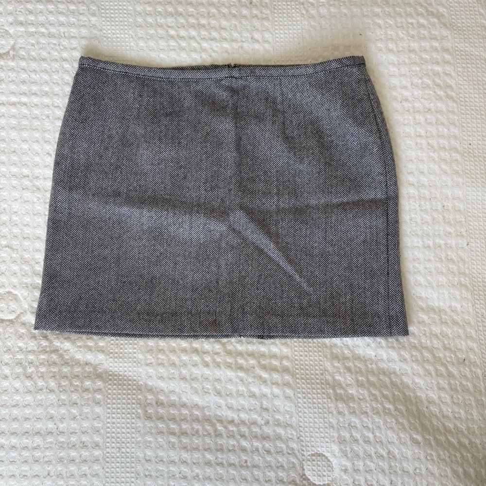 Classic Old Navy Gray Mini Skirt